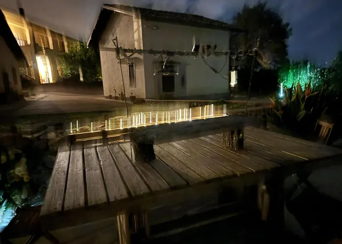 Landgut Mit Blick Auf Wasser By Interhome Lejlighed